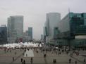 La Dfense 6, vianon trhy